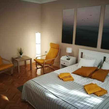 Apartment Fontana Apartman *